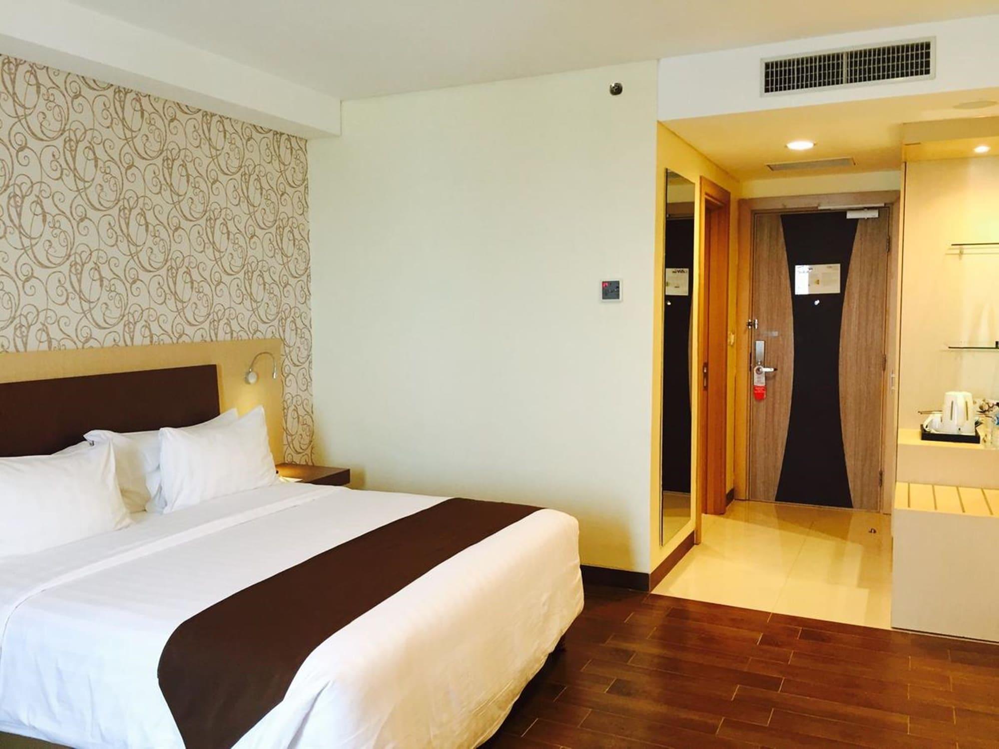 BW Suite Belitung Tanjung Pandan Exterior photo