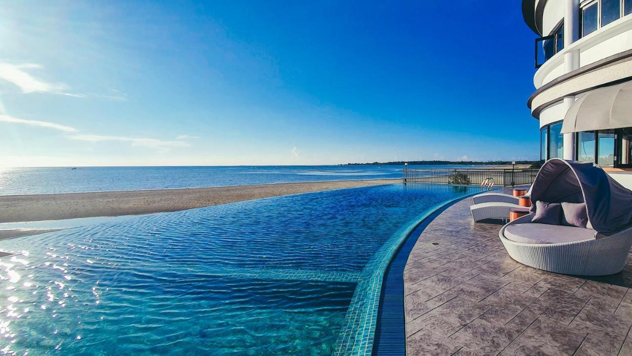 BW Suite Belitung Tanjung Pandan Exterior photo