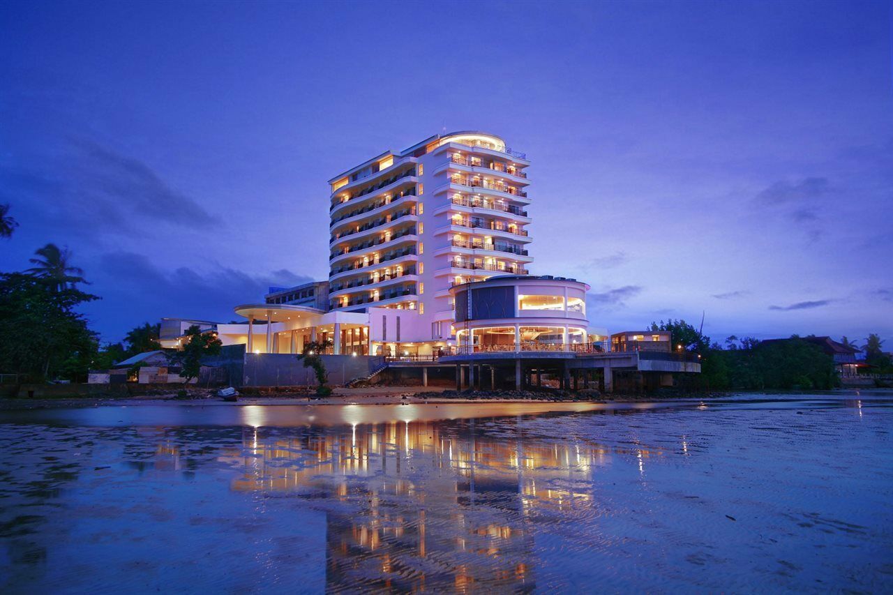 BW Suite Belitung Tanjung Pandan Exterior photo